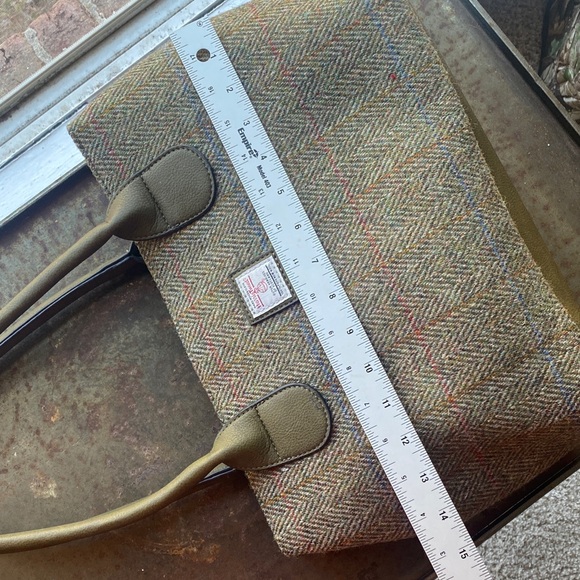 Islander Harris Tweed “Cassley” 100% Pure Wool Olive and Tweed Women's Tote. NWT - Picture 16 of 16